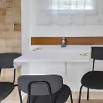 1 Bedroom Cozy In Apartment Gabonjin